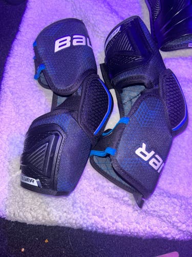 Intermediate Large Bauer Bauer X Elbow Pads (Used)
