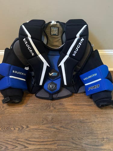 Medium Vaughn Velocity V9 Goalie Chest Protector (Used)