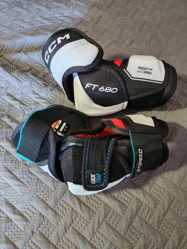 Senior Large CCM JetSpeed FT680 Elbow Pads (New)