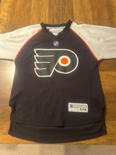 Black Small / Medium Kids Unisex Reebok Jersey (Used)