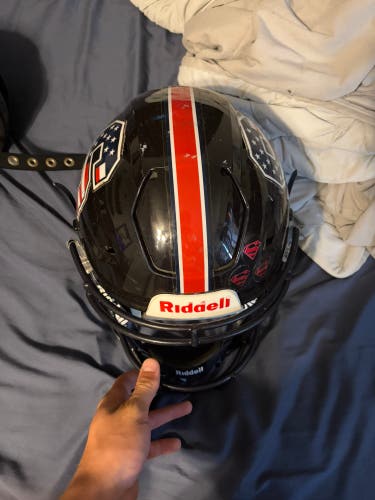 Adult Medium Riddell SpeedFlex Helmet (Used)