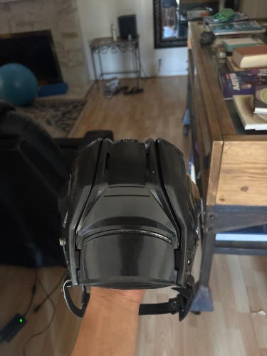 Medium Bauer Re-Akt 150 Helmet (Used)