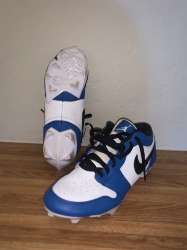 Blue Men's Size M 12.0 (W 13.0) Adult Jordan Molded Cleats Cleats (Used)