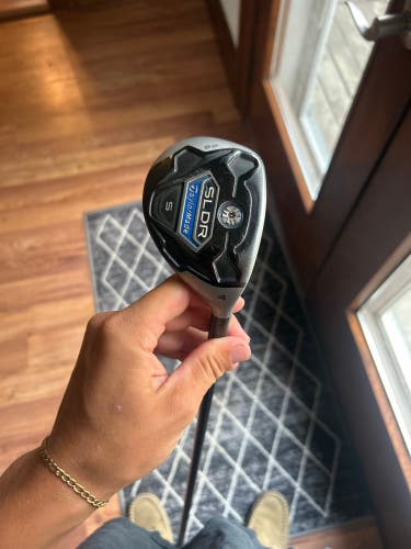Men's 2014 TaylorMade SLDR S Right Handed Hybrid Regular Flex 4H Graphite Shaft (Used)