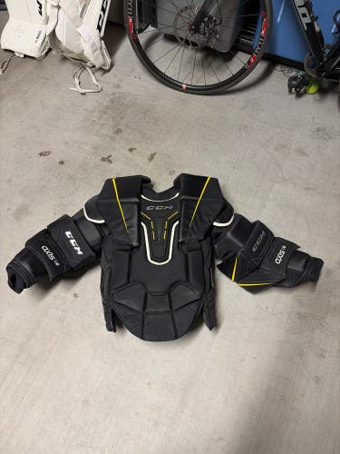 Large CCM Axis A1.9 Goalie Chest Protector (Used)