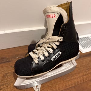Black 1998 Bauer Premier Hockey Skates Regular Width Size 2 (New)