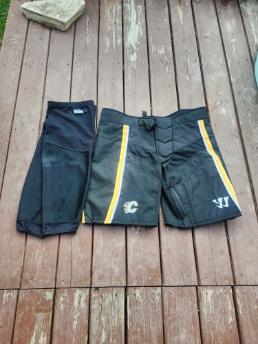 Calgary Large Warrior QRE Pant Shell Pro Stock (Used)