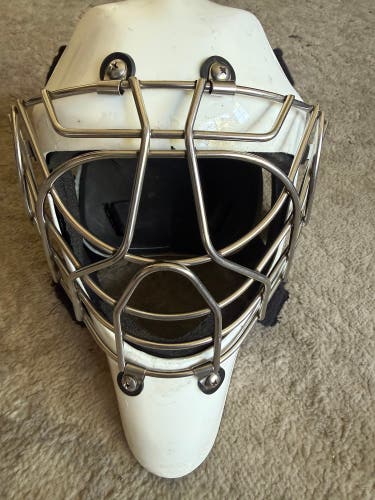 Used OTNY X1 Jr goalie mask
