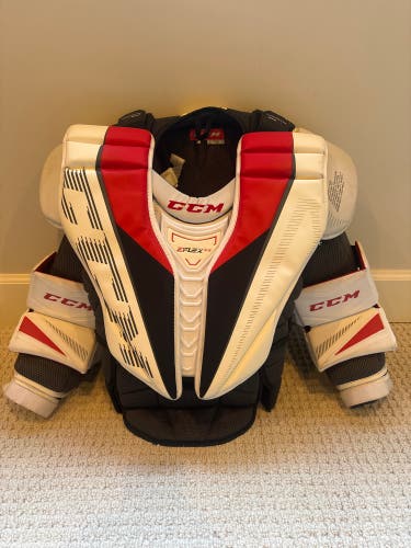 Medium CCM EFlex 5.9 Goalie Chest Protector (Used)