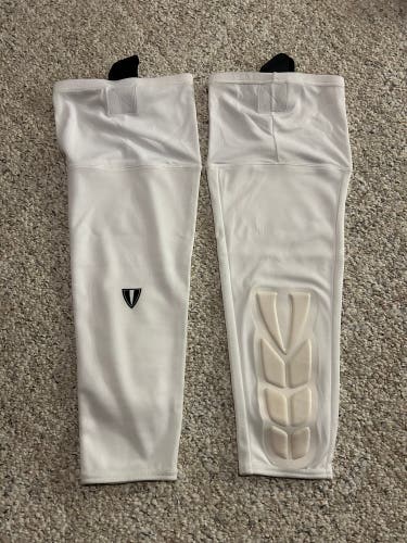 New Vital Nations KPS600 Intermediate Kevlar Protective Hockey Socks NWT