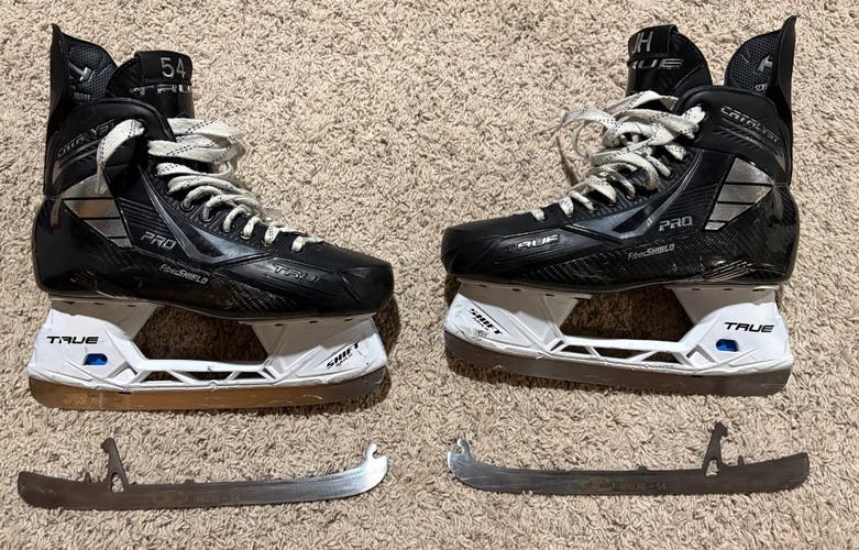 JAMES HAGENS used USNTDP True Catalyst Pro Hockey Skates Pro Stock 9.5 (Used)