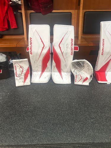 Bauer Vapor Flylite Goalie Set