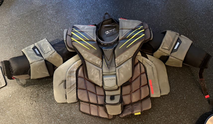 Bauer Hyperlite Chest Protector Sr M