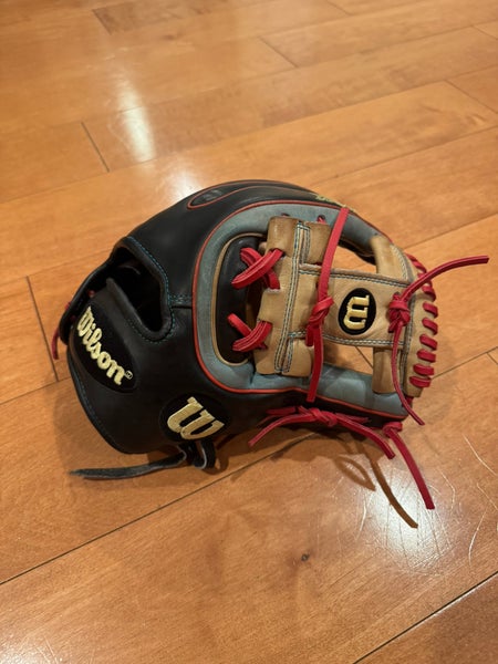 Wilson A2K Brandon Phillips “Dat Dude” RHT Infield Baseball Glove 11.5" (Used)