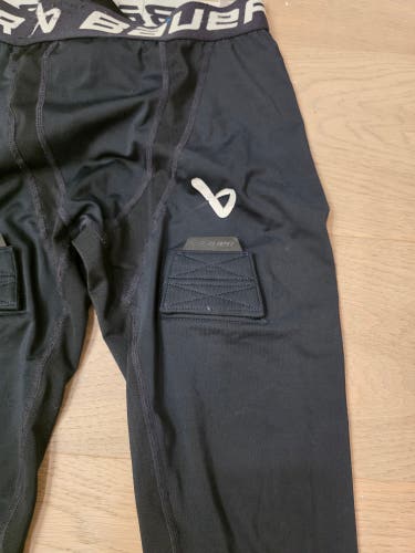 Bauer Compression fit jock hockey pants youth large(Used)