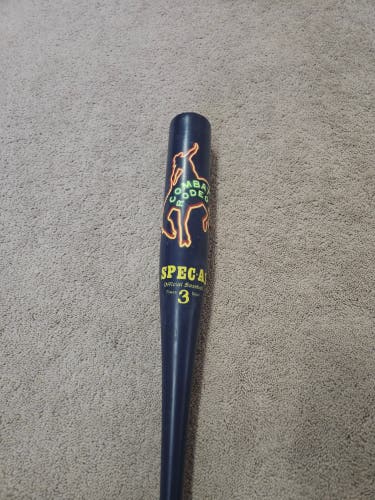 2025 Combat MFG Spec A1 Alloy BBCOR Certified Bat (-3) 31"