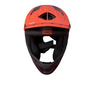 Leatt Gravity 6.0 Carbon Full Face Helmet - XL - Orange/Black Brand new with tags