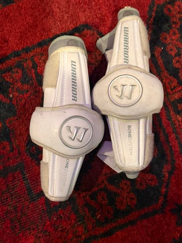 Warrior Burn Bone System Lacrosse Arm Pads – Size Small (Used)