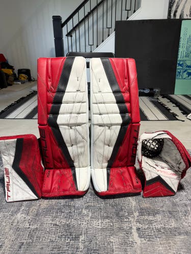 34" True Catalyst Px3 Regular Goalie Full Set (Used)