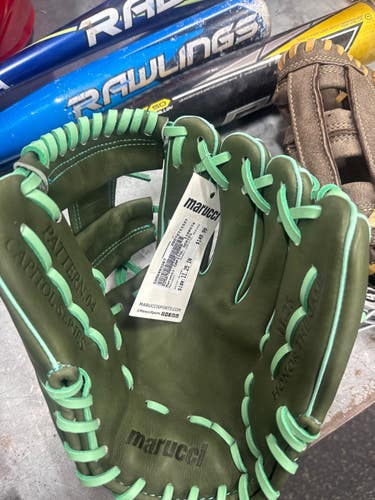 Used Marucci CAPITOL SERIES BB/SB Glove RH Throw Green 11 1/4" 11337-S000493267