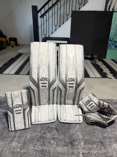 35" Brian's Optik 3 Regular Goalie Full Set (Used)