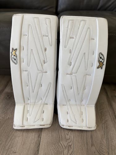 23" Brian's NetZero 3 Goalie Leg Pads (Used)