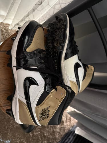 Men's Size M 8.5 (W 9.5) Air Jordan Mid Top (Used)