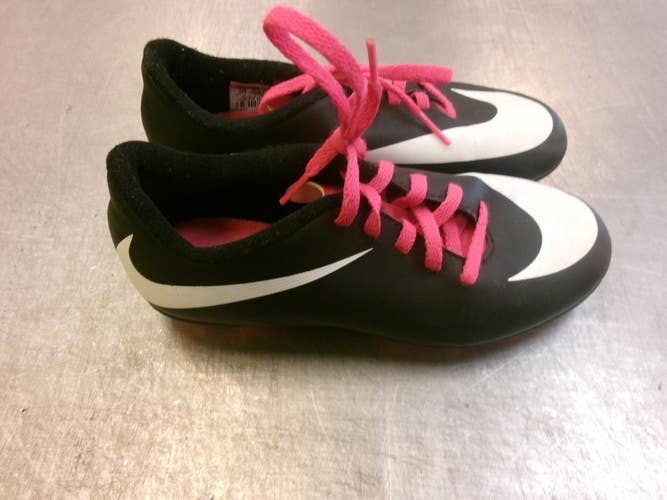 Used Nike Soccer Cleats Black Youth 13.0 11339-S000205066