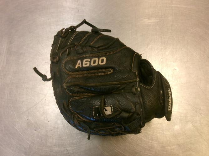 Used Wilson A600 BB/SB Catchers RH Throw Black 32 1/2" 11339-S000204888