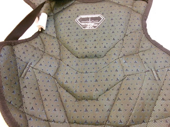 Used Easton CHEST Catchers Chest Protector Black Youth 11339-S000205159