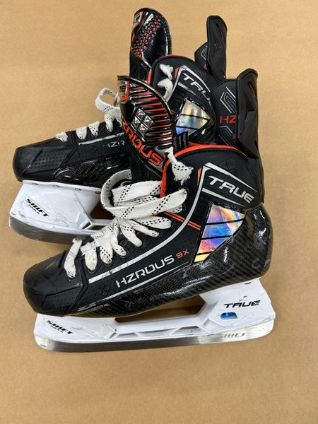 2023 True HZRDUS 9x Hockey Skates Regular Width 8 (Used)
