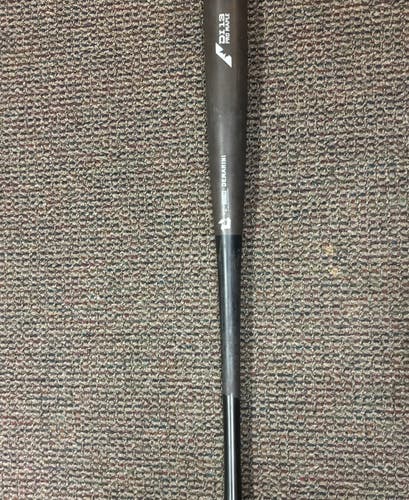 DeMarini BBCOR Certified Bat (-3) 29 oz 32" (Used)