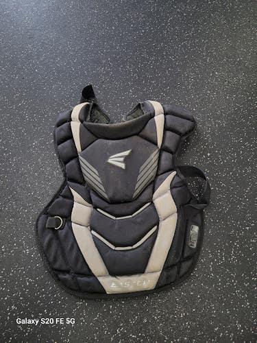 Used Easton GAMETIME Catchers Chest Protector Black Intermed 11849-S000042451