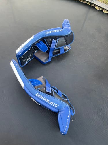 Small 2022 Bauer Supreme M5 Pro Goalie Leg Pads (Used)
