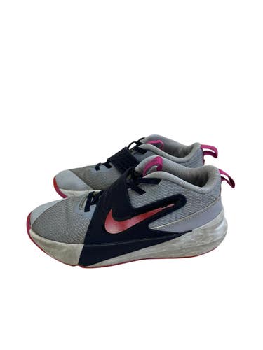 Used Nike Team Hustle Jr 3 Basketball Shoes 11692-S000155058