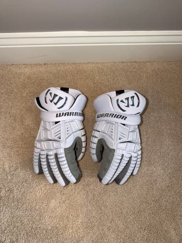 Warrior Evo Lacrosse Gloves (Used)