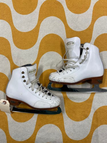 Riedell Figure Skates Junior 2 (Used)