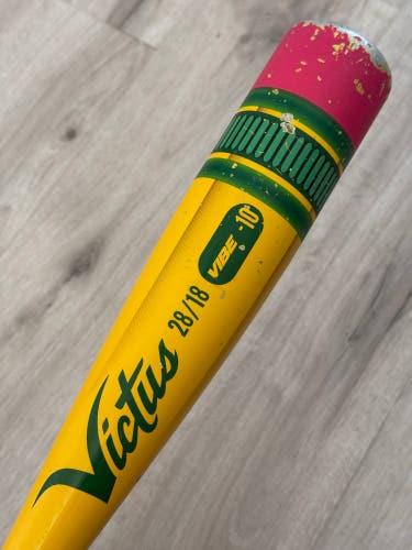 2024 Victus Vibe Alloy USSSA Bat (-10) 18 oz 28"