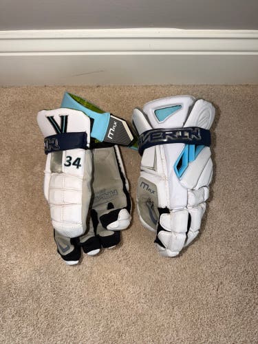 Villanova #34 Maverik Max Lacrosse Gloves (Used)