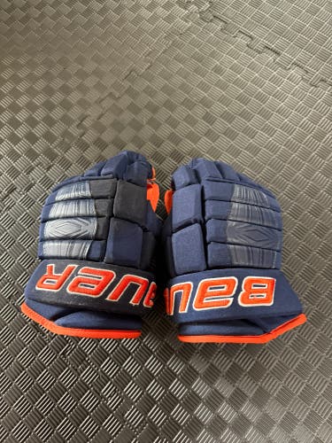 Bauer Nexus 2N Gloves 13" (LIGHTLY Used, good as new)