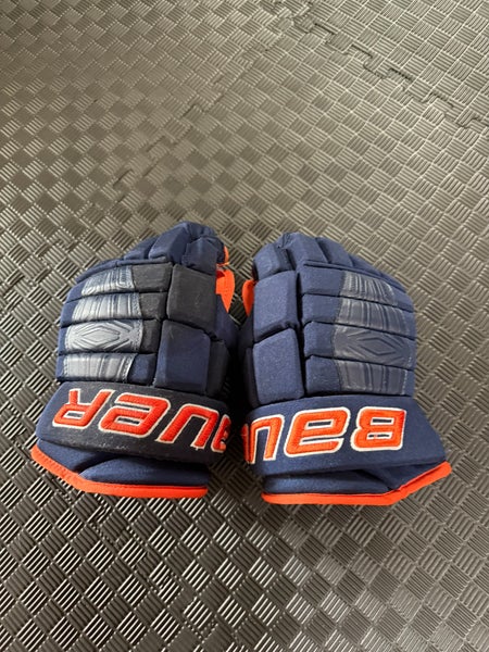 Bauer Nexus 2N Gloves 13" (LIGHTLY Used, good as new)