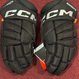 CCM HGPJSPP Gloves 14" Pro Stock (New) Item#SS14PW