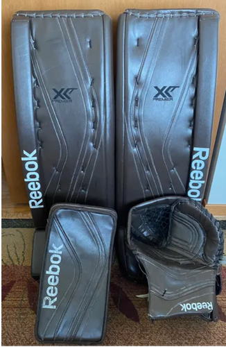 Corey Crawford Winter Classic Reebok XLT Full Set