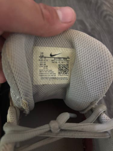 Gray Unisex Size 13.0 (W 14.0) Adult Nike “Wolf Grey” Huarache Shoes (Used)