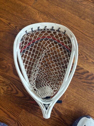 Warrior Nemesis 2 Used Stringing Goalie Head (Used)