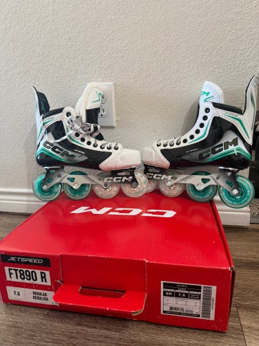 White 2026 CCM JetSpeed FT890 Inline Hockey Skates 7.5 (New)