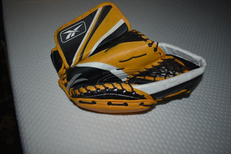 Reebok GM Raycroft Hockey Goalie Catcher, KOHO/Lefevre, Junior