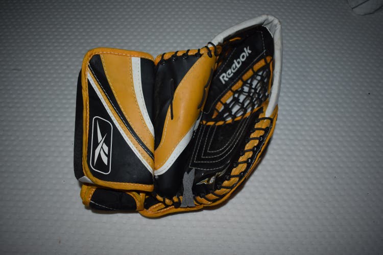 Reebok GM Raycroft Hockey Goalie Catcher, KOHO/Lefevre, Junior