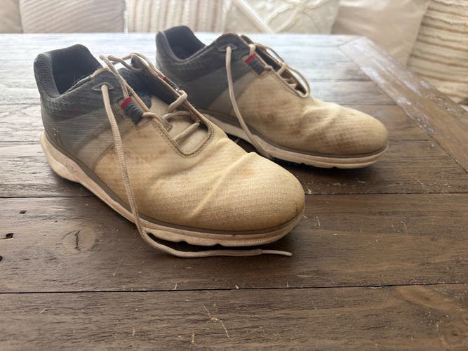 Men's Size M 11.0 (W 12.0) Footjoy FJ Flex Golf Shoes (Used)
