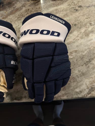 Sher-Wood Rekker Element 1 Gloves 14" Pro Stock (Used)